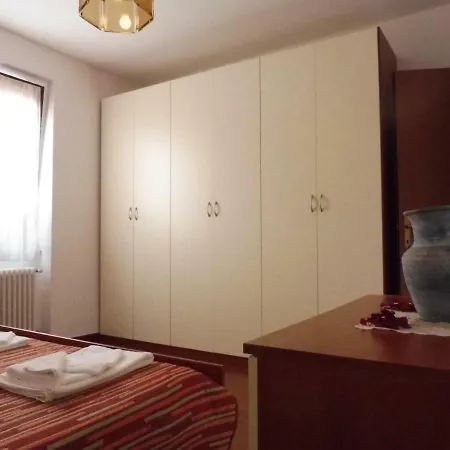 Apartment Casa Adele Lezzeno